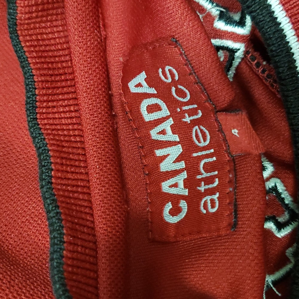 (4) Canada Athletics Youth Olympics Team Canada Jersey Maple Leaf Logo - Picture 3 of 7